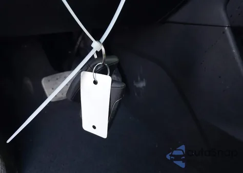 2025 Chevrolet Traverse Lt из США, поврежденный, VIN 1GNERGRS8SJ200427